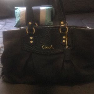 Authentic Coach pocket book EUC